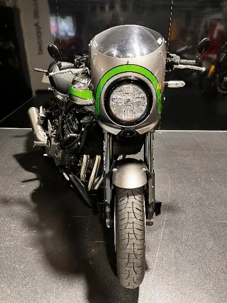 Z 900