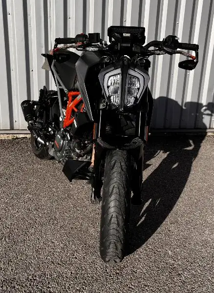 125 DUKE ABS