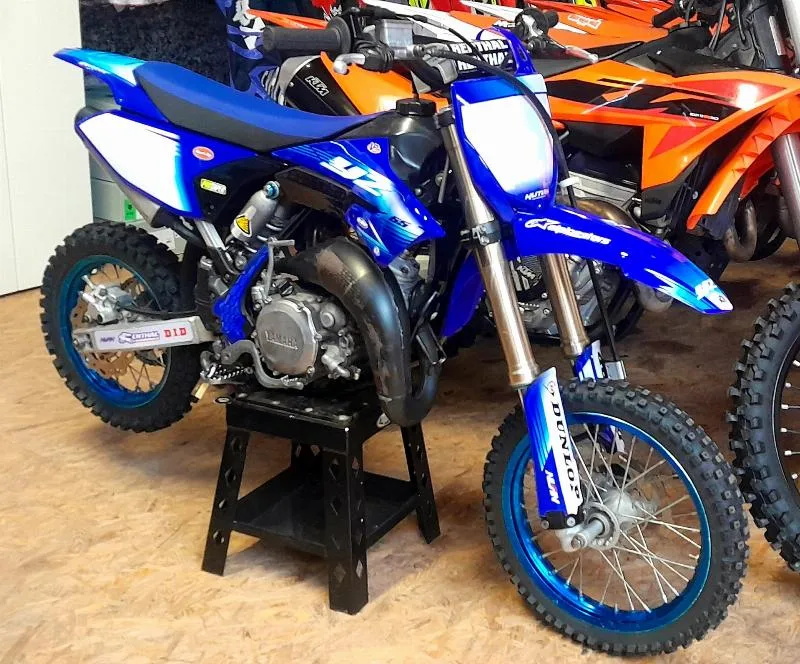 YZ65