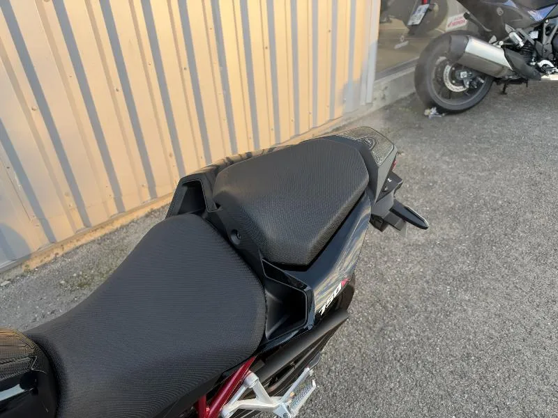CB 750