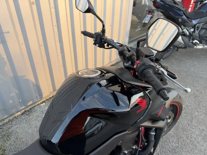 CB 750