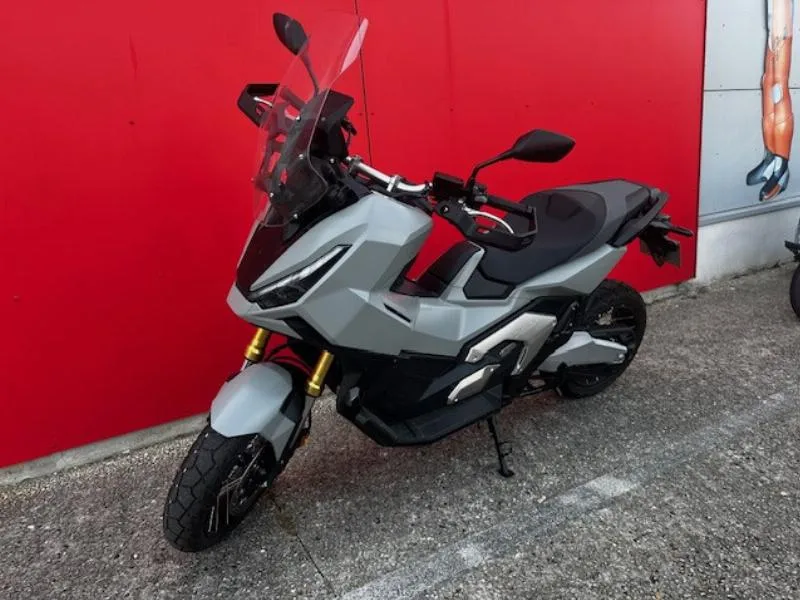 XADV 750