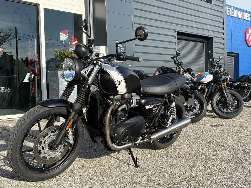 SPEED TWIN 900