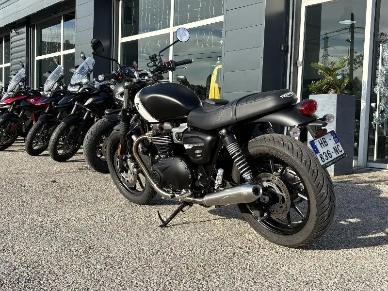 SPEED TWIN 900