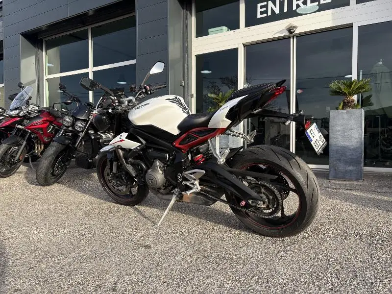 STREET TRIPLE 765 R