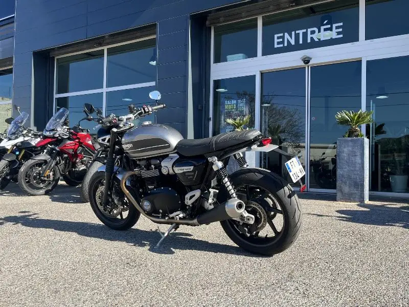 SPEED TWIN 1200