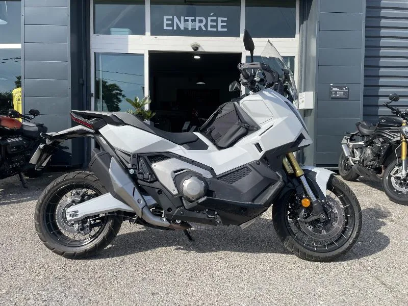 XADV 2025