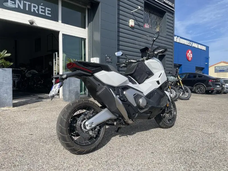 XADV