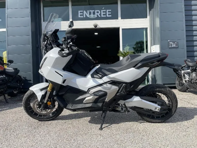 XADV