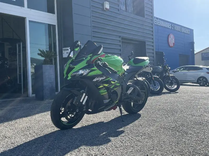 ZX10R