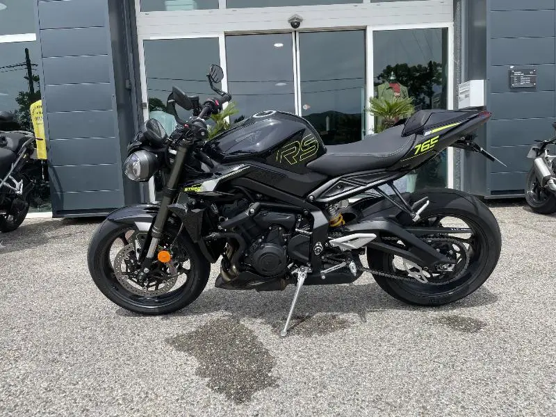 STREET TRIPLE 765 RS