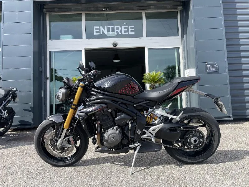 SPEED TRIPLE 1200 RS