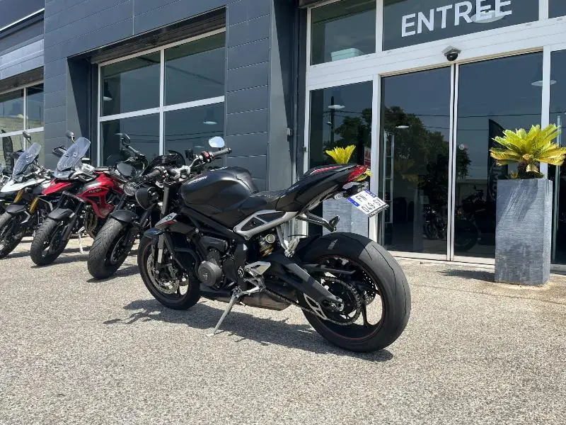 STREET TRIPLE 765 RS