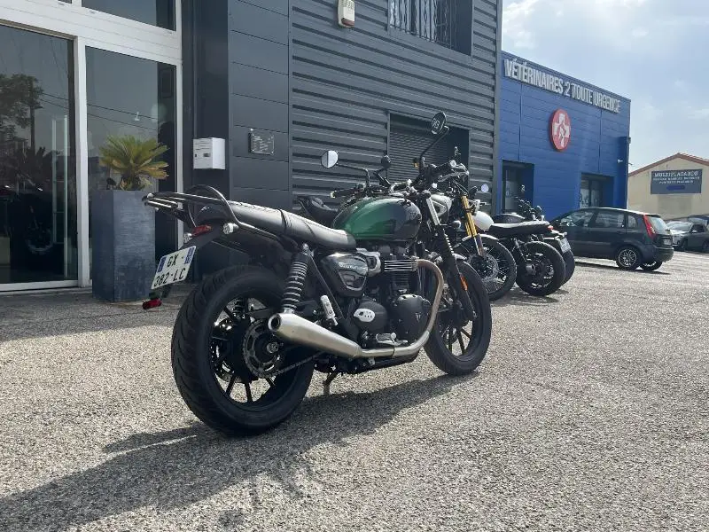 SPEED TWIN 900