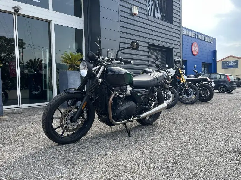 SPEED TWIN 900