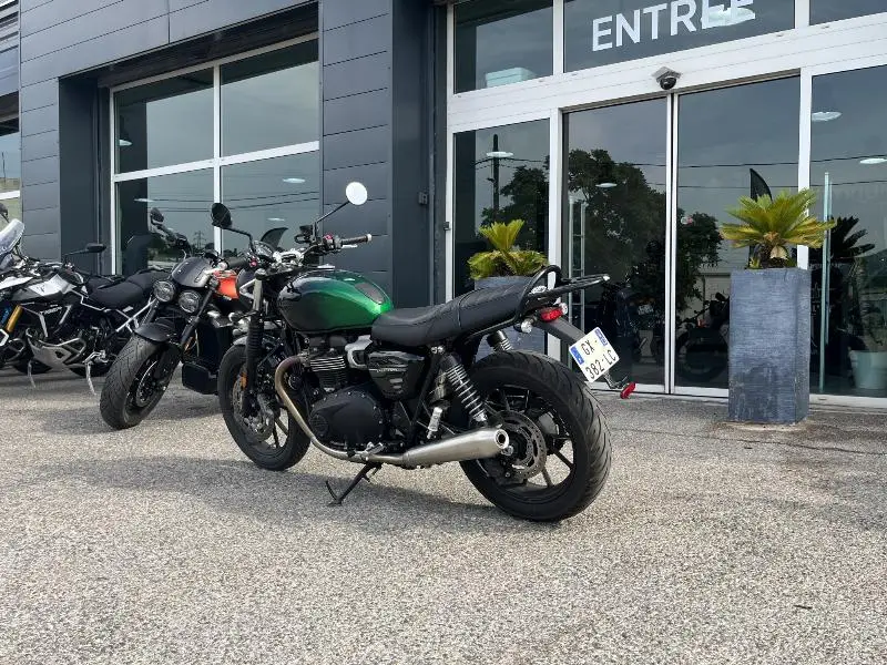 SPEED TWIN 900