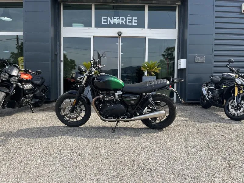SPEED TWIN 900