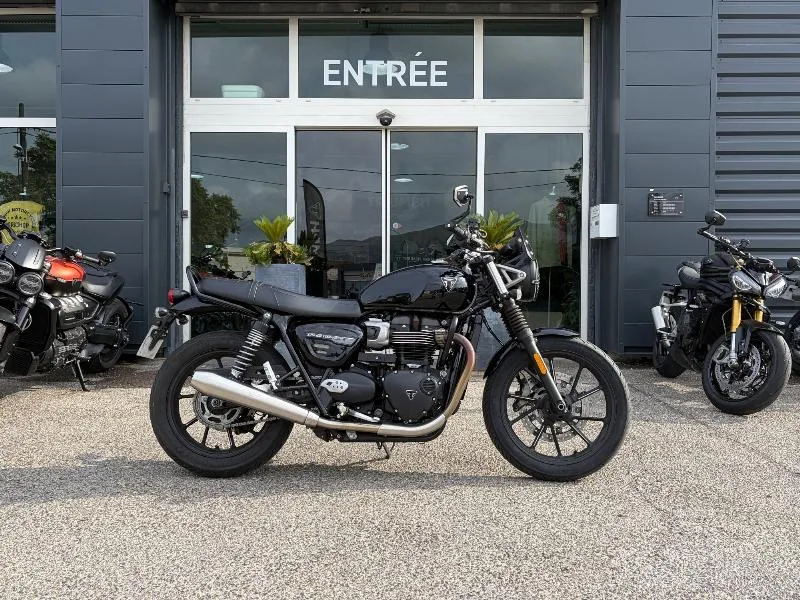 SPEED TWIN 900