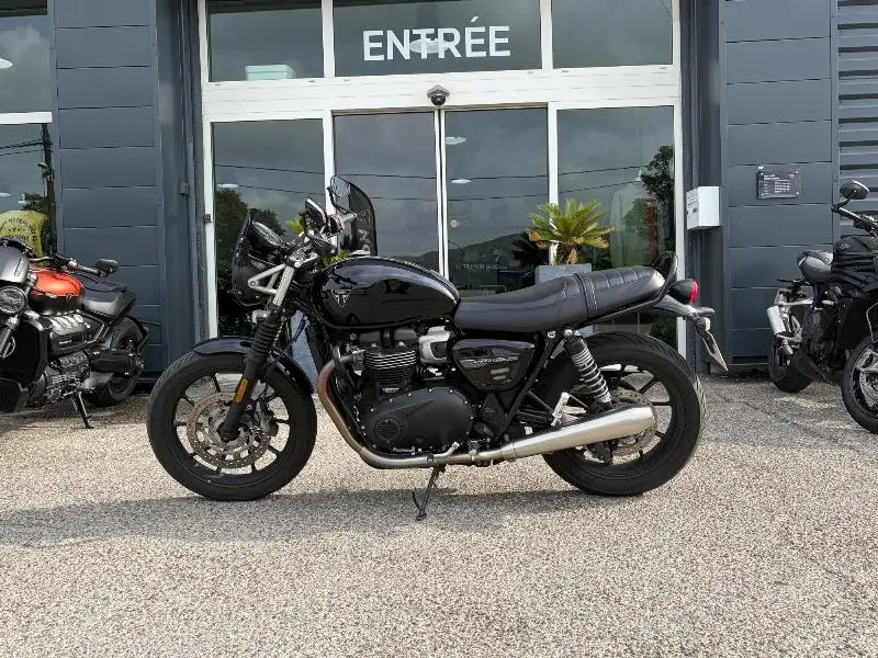 SPEED TWIN 900