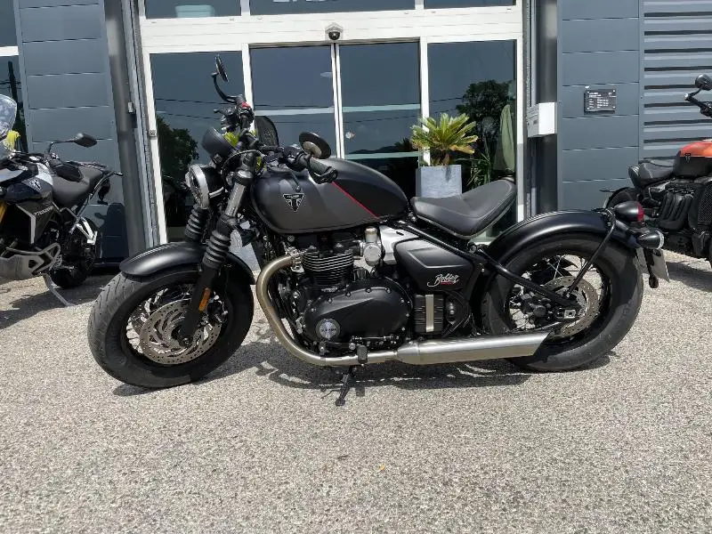 Bonneville Bobber 1200