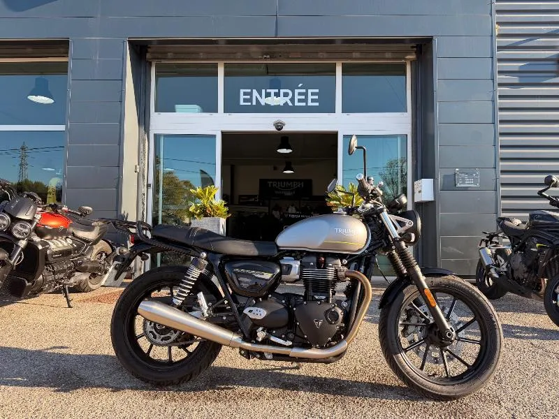SPEED TWIN 900