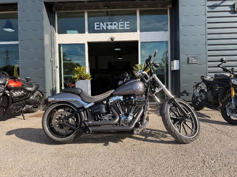 SOFTAIL BREAKOUT 1690 2015