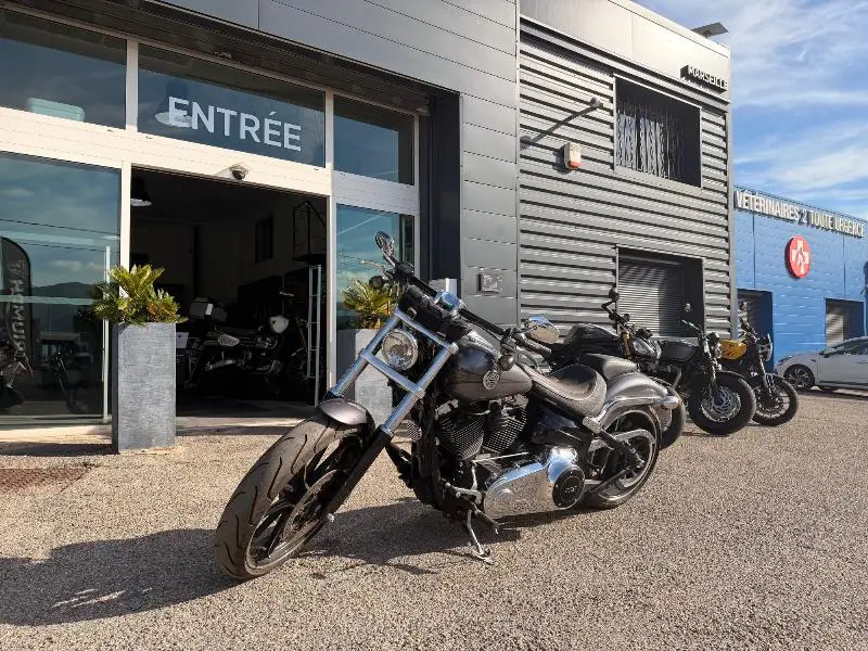 SOFTAIL BREAKOUT 1690