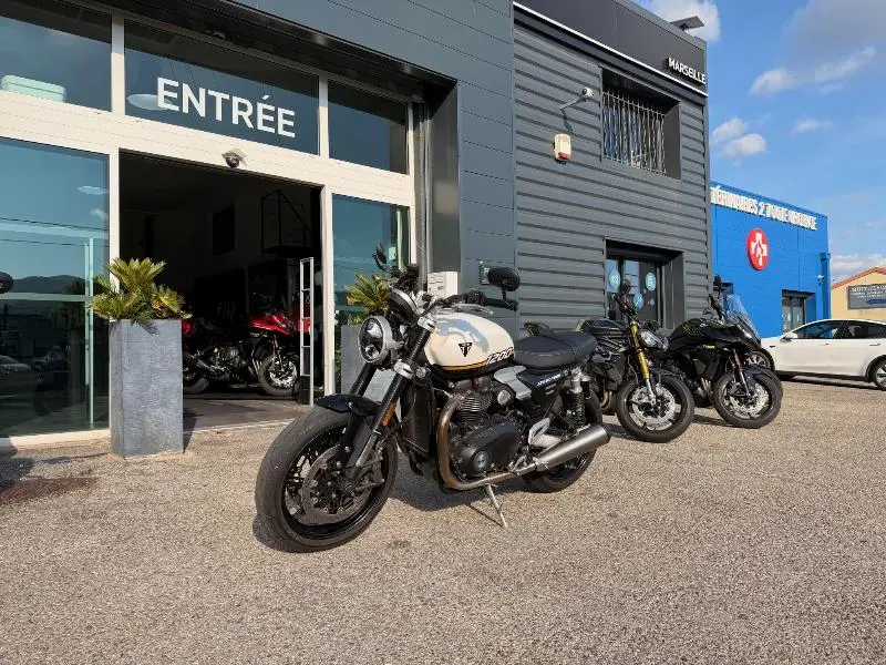 SPEED TWIN 1200
