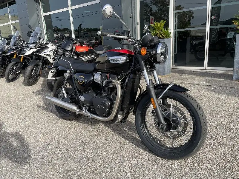 Bonneville T100