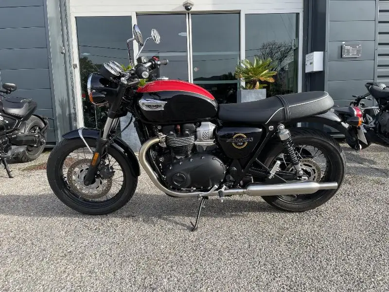 Bonneville T100