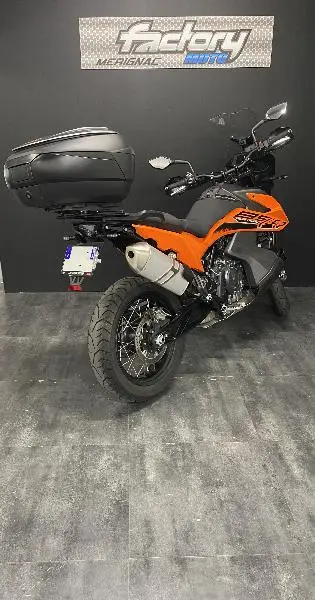890 ADVENTURE