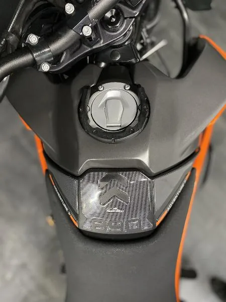 890 ADVENTURE