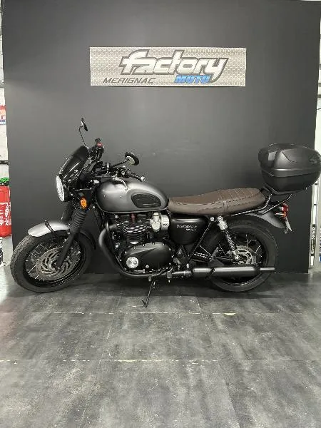 Bonneville T120 Black