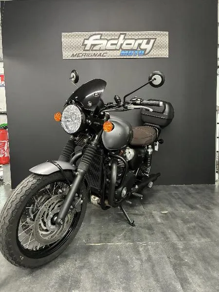Bonneville T120 Black