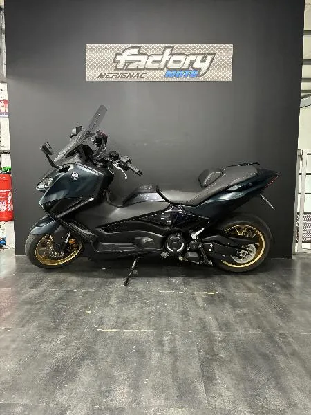 XP TMAX 560 TECH MAX