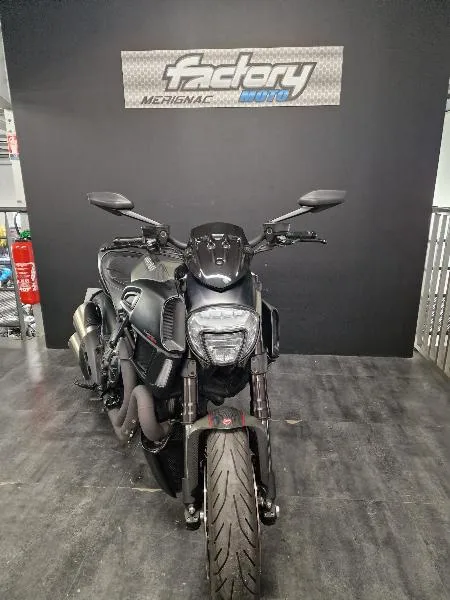 DIAVEL CARBON