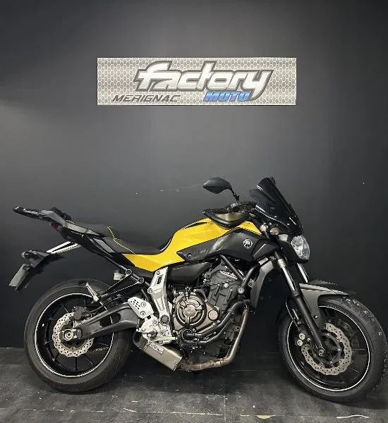 MT07 2015