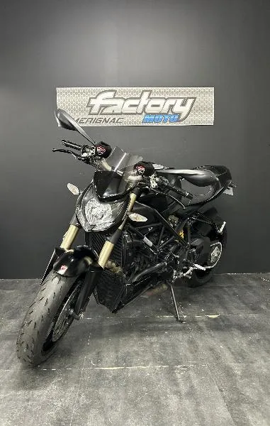STREETFIGHTER 848