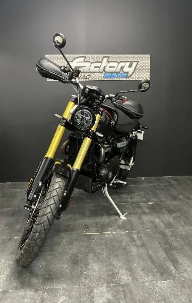 SCRAMBLER 1200 XE