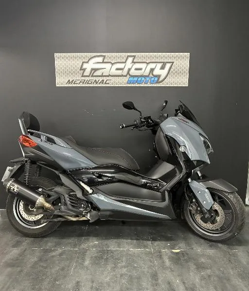XMAX 125 TECH MAX