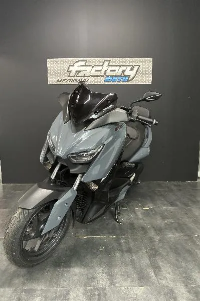 XMAX 125 TECH MAX