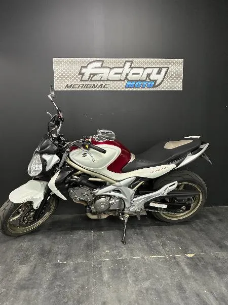 GLADIUS 650
