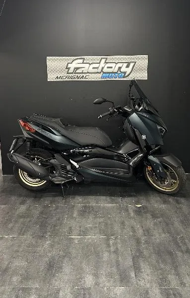 XMAX 125 TECH MAX