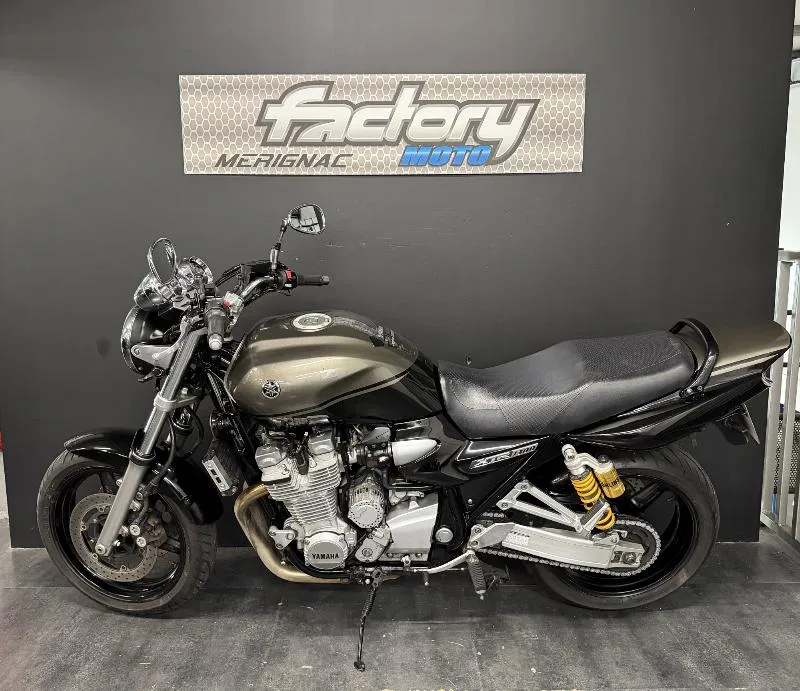 XJR 1300