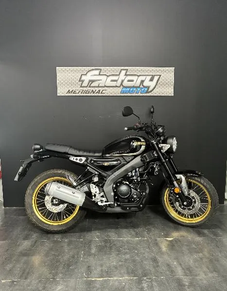 XSR 125 Legacy