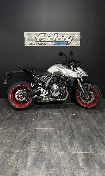 GSX8S A2