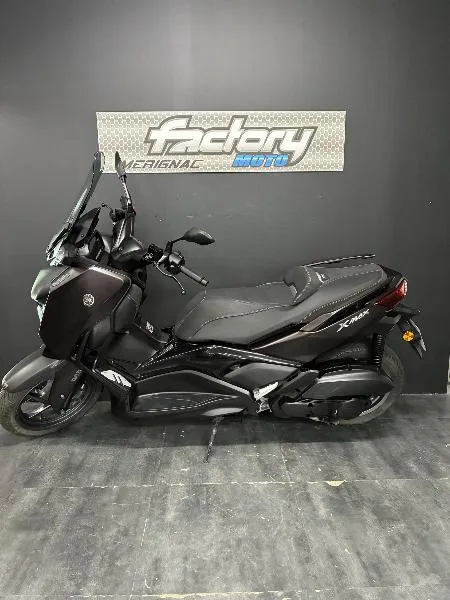 XMAX 125 TECH MAX