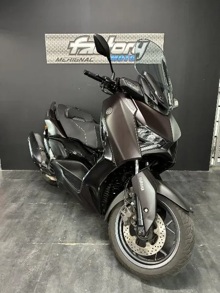 XMAX 125 TECH MAX