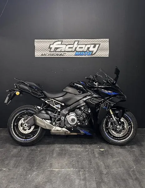 GSXS 1000 GT
