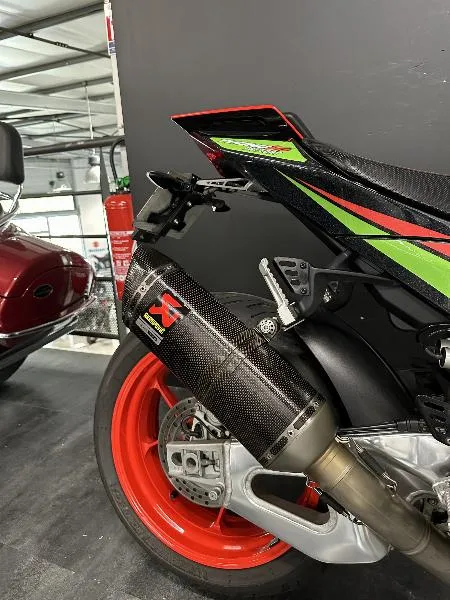 TUONO 1100 V4 FACTORY